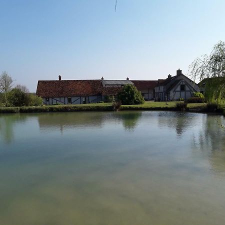 La Belviniere Chambres Et Table D'Hotes Tour-en-Sologne Exteriör bild