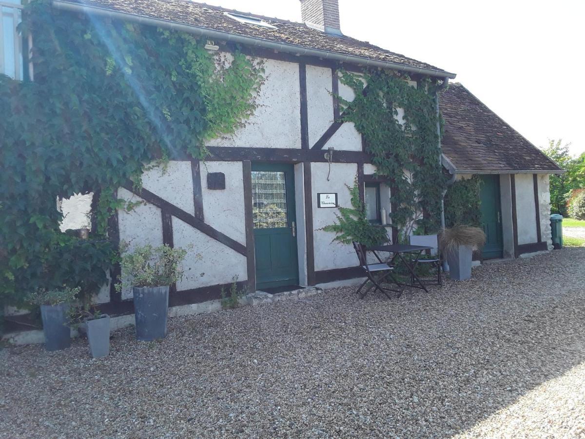 La Belviniere Chambres Et Table D'Hotes Tour-en-Sologne Exteriör bild